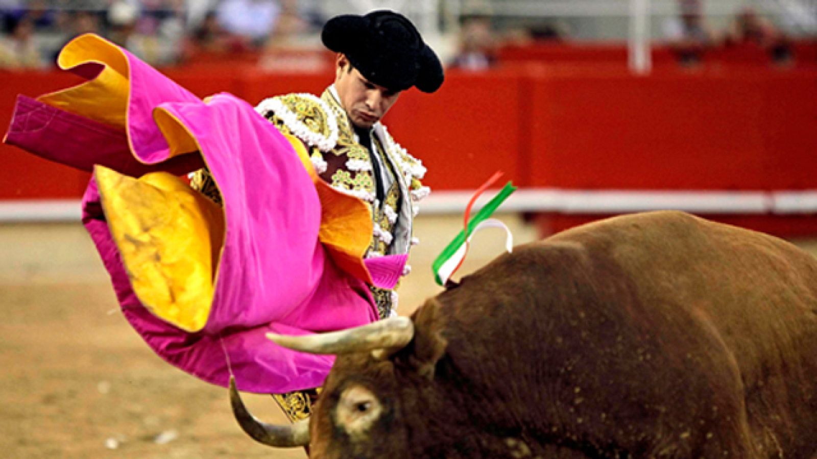 Una gran tarde de Morante, Juli y Manzanares reivindica el toreo en Cataluña