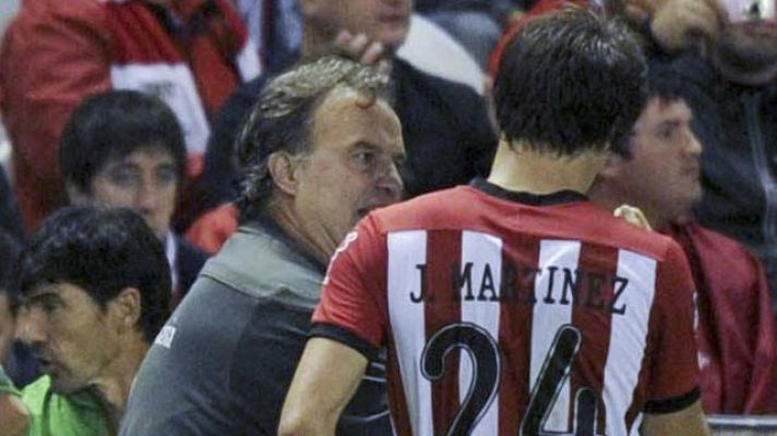 Telediario 1 - El Athletic empata pero sigue sufriendo