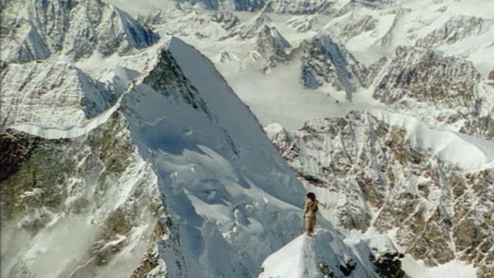 Nepal cuestiona la altura del Everest