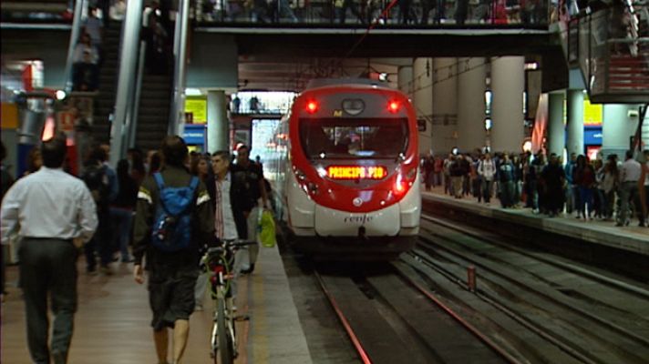 Telediario 1 - 4.000 usuarios de Renfe afectados