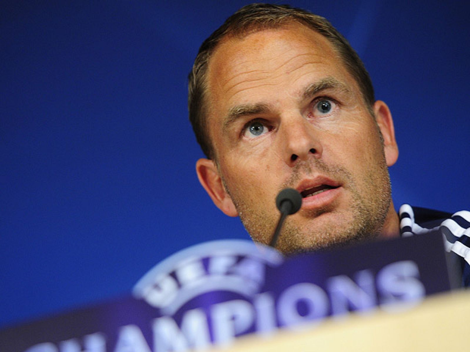 Frank de Boer: "Mourinho es amigo mío"