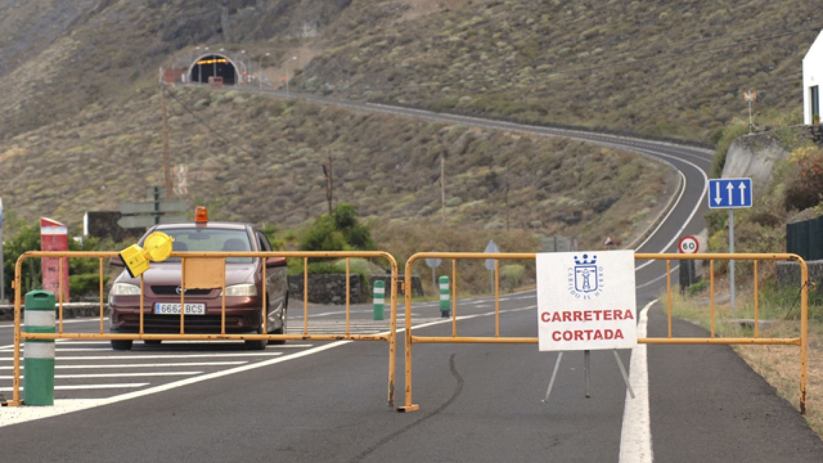 Las autoridades piden calma en la isla de El Hierro pese al nivel amarillo de riesgo sísmico