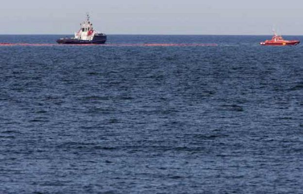  - Mancha de fuel en Valencia