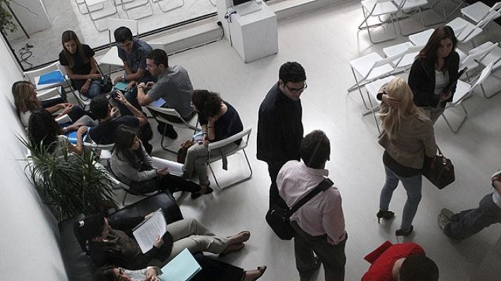 +Gente - Disneyland París busca trabajadores