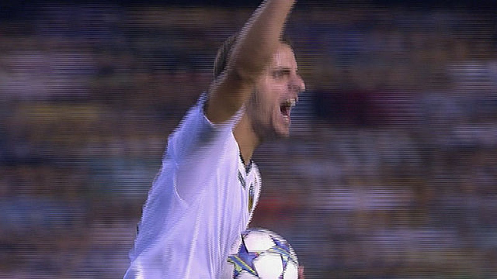 Soldado firma el empate (1-1) | Ver