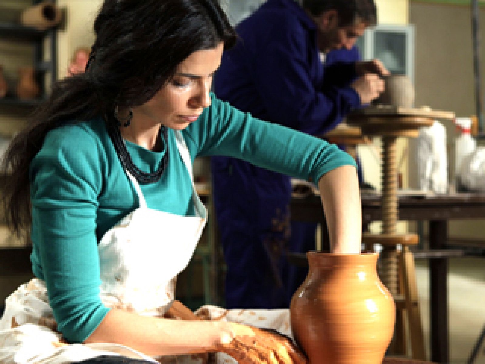 Cuéntame cómo pasó - Conoce el taller de cerámica de Inés