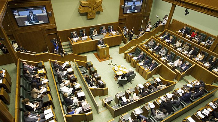 Telediario 1 - Las reacciones al anuncio del lehendakari no se han hecho esperar