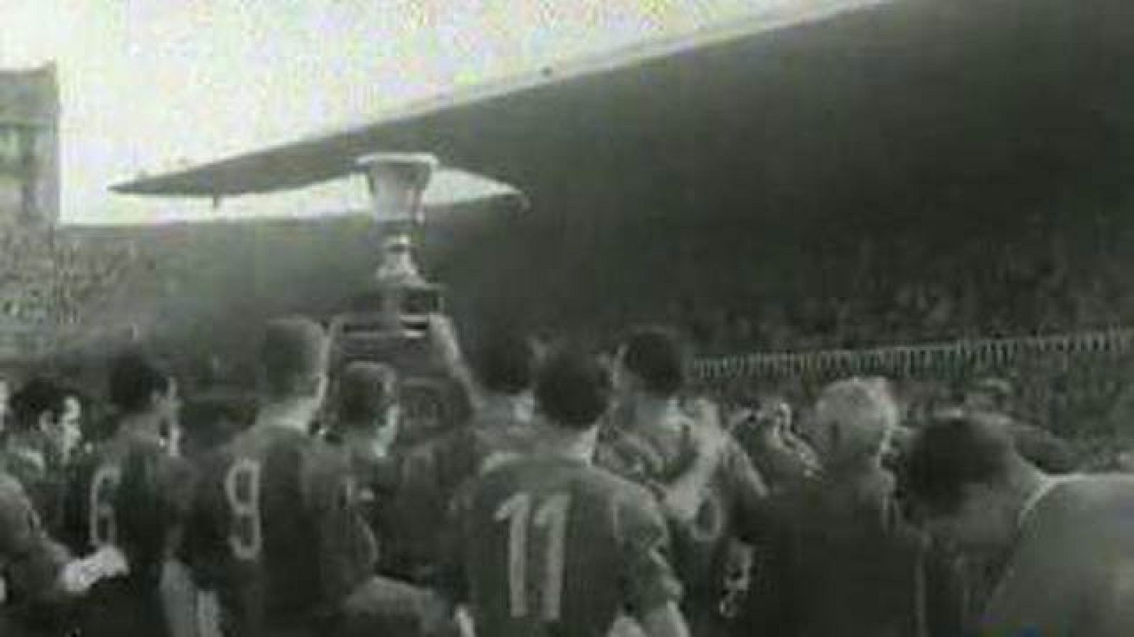 Kubala y Messi, magia en sus botas | Ver