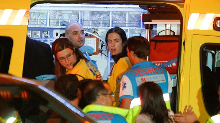 Informativo 24h - Un hombre mata a tiros a una embarazada en una iglesia y luego se suicida