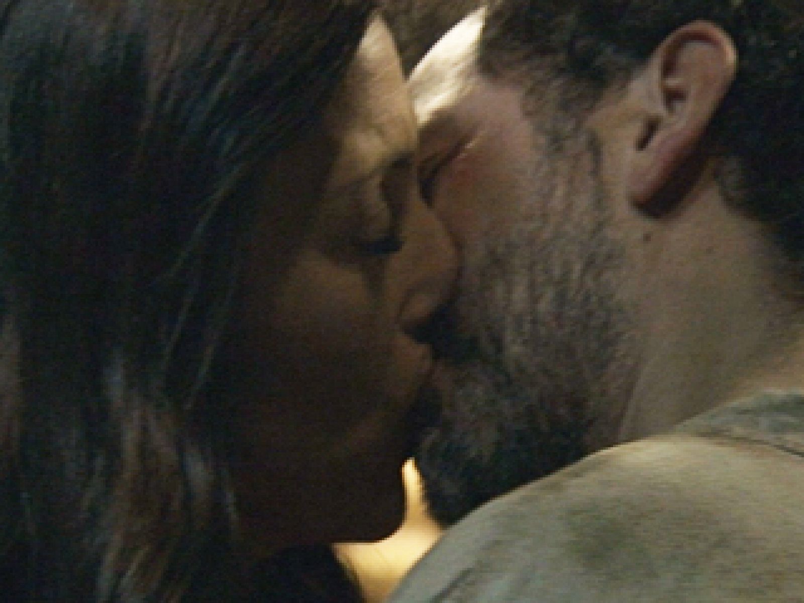 Águila Roja - Cipri y Catalina desatan su pasión | Ver