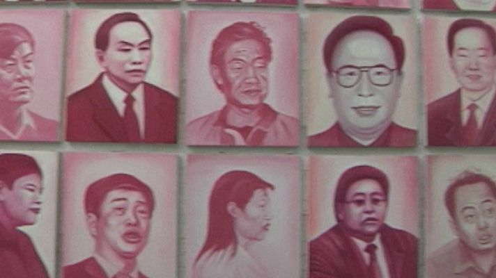 Telediario 1 - Funcionarios chinos a la cárcel