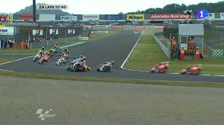  - Rossi, al suelo y adiós a la carrera