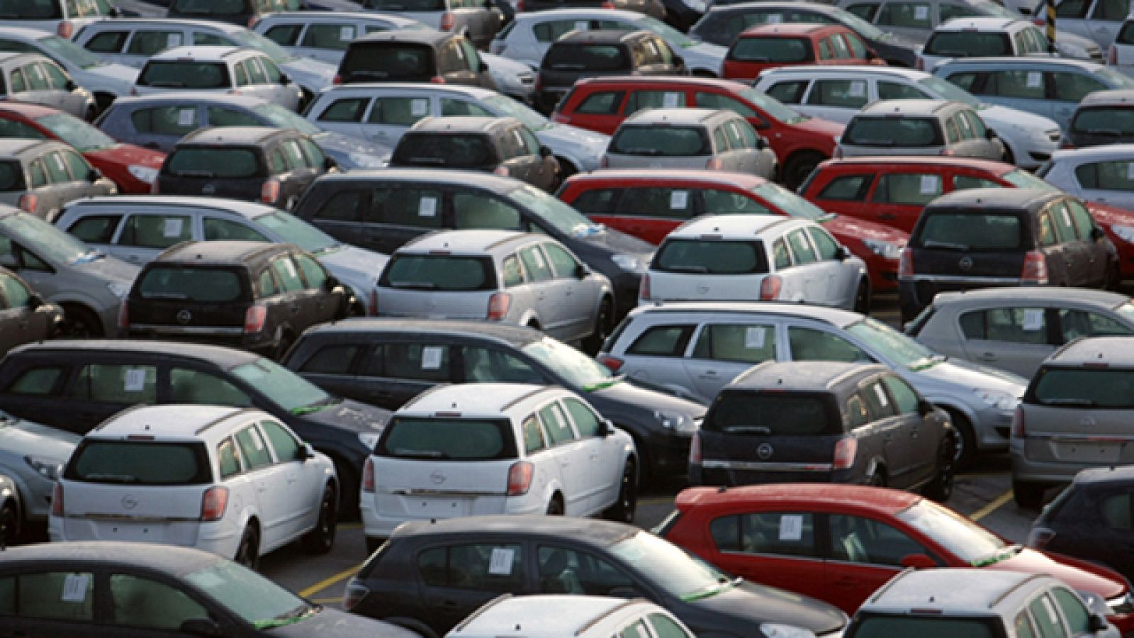 Sigue el descenso de venta de vehículos