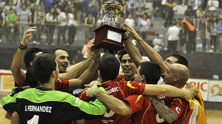 Telediario 1 - Los campeones de hockey traen la copa