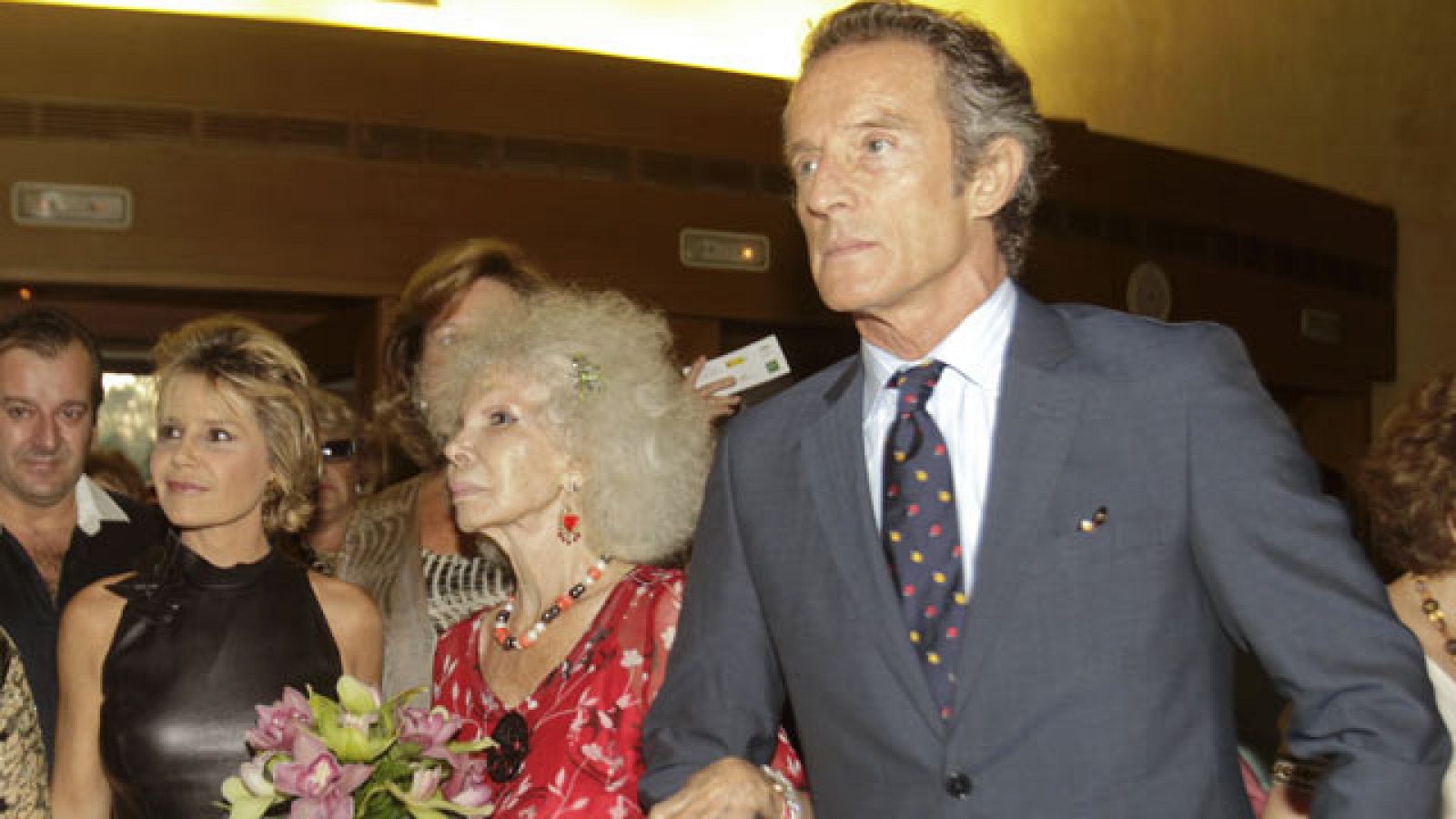 Más Gente - La Duquesa de Alba asiste a un recital de Montserrat Caballé