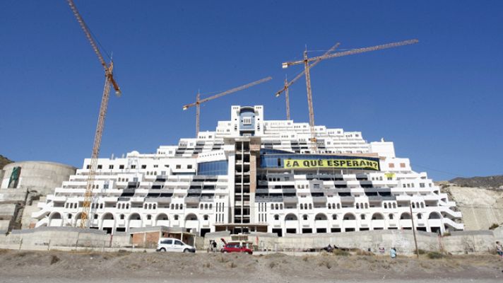 Telediario 1 - Pendientes del veredicto