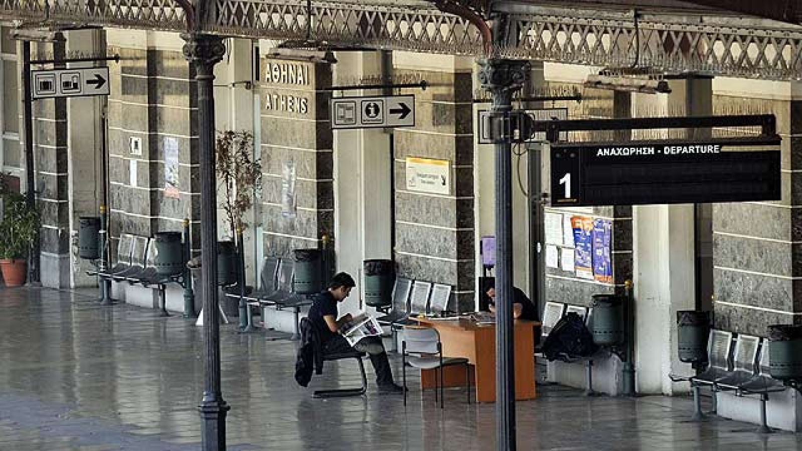 La quinta huelga general del año en Grecia paraliza el transporte público en todo el país