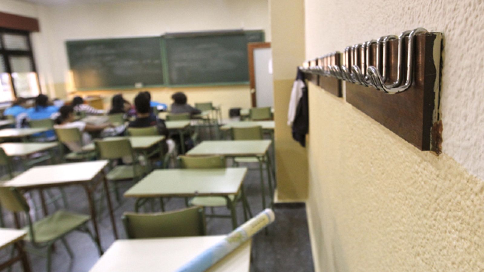 Profesores que imparten materias que no son de su especialidad