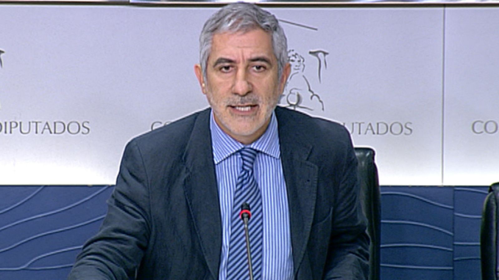 Las millonarias indemnizaciones para exdirectivos de Novacaixagalicia centran el debate político