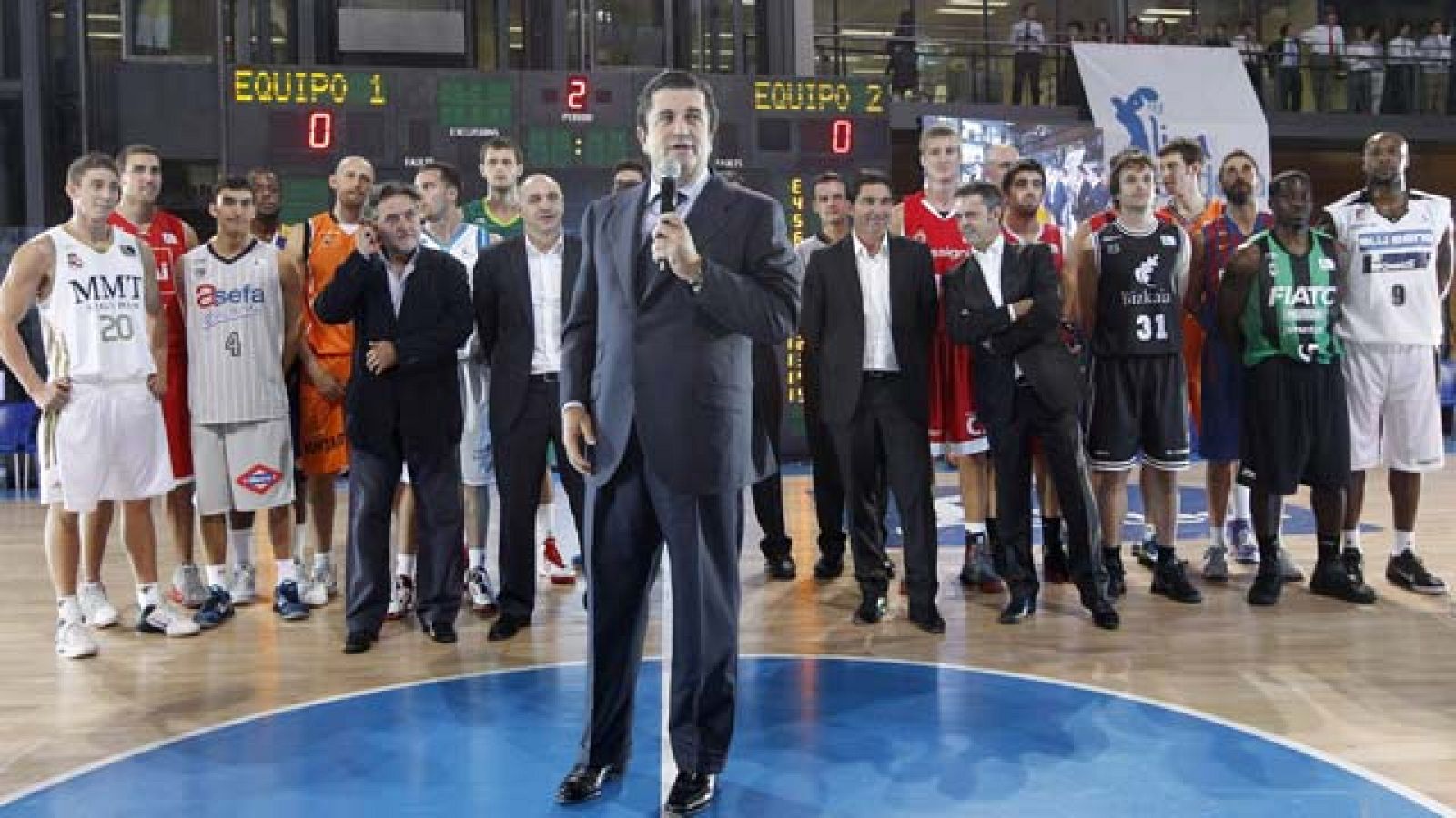 La Liga ACB ha presentado la temporada 2011-2012 con regresos, caras nuevas y prometiendo espectáculo. Cada sábado y domingo, los mejores partidos, en Teledeporte y RTVE.es