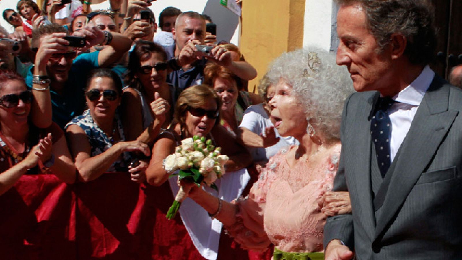 La mañana de la 1 - Los mejores momentos de la boda de la duquesa de Alba - La mañana | Ver