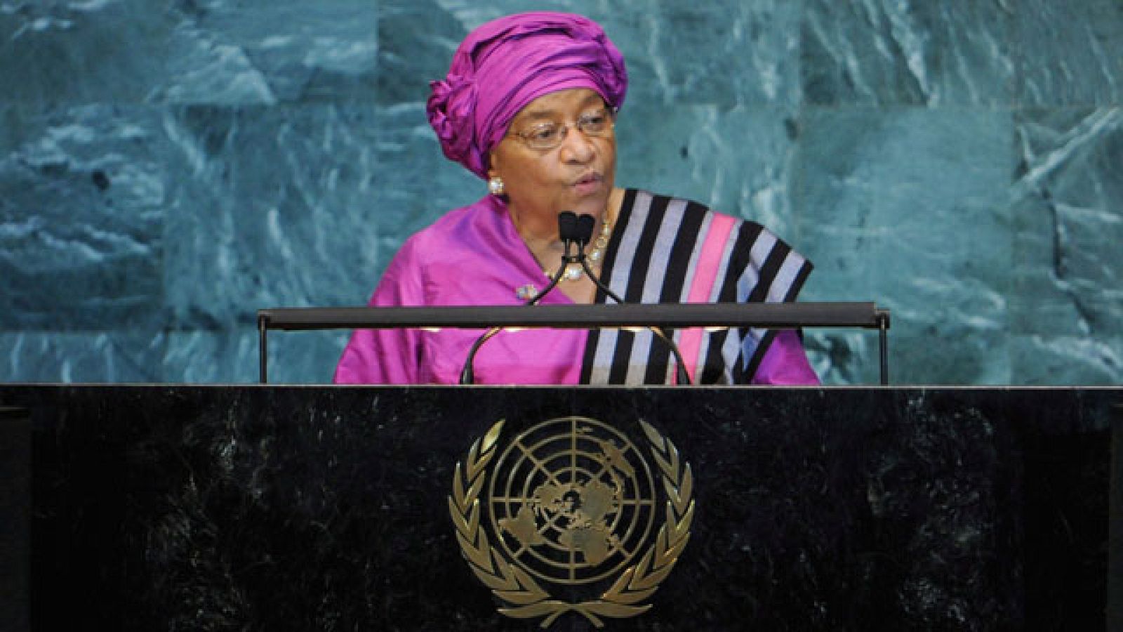 Telediario 1 en cuatro minutos - 07/10/11