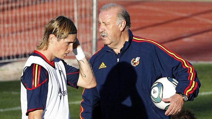 Telediario 1 - Furor en Alicante para recibir a la 'Roja'