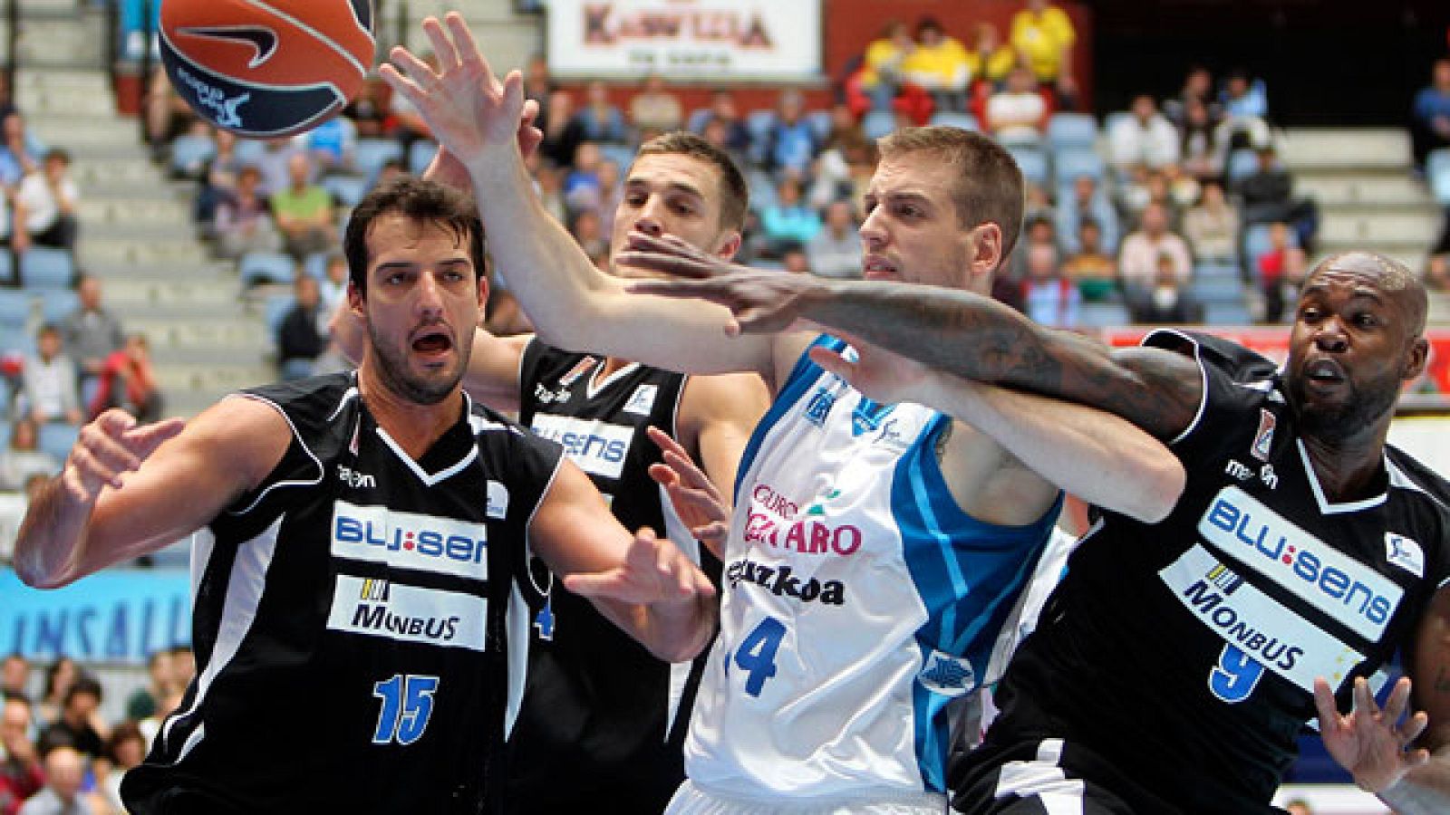 Lagun Aro 68 - 71 Blu:Sens Monbus