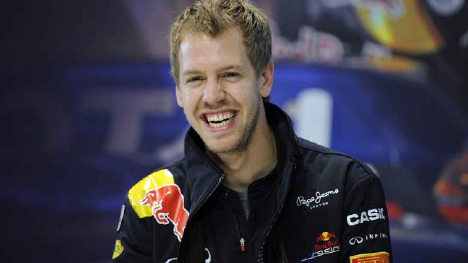 El flamante campeón del mundo de F1, Sebastian Vettel, saborea aún su reciente título en Japón, donde terminó tercero en la carrera asegurándose el campeonato