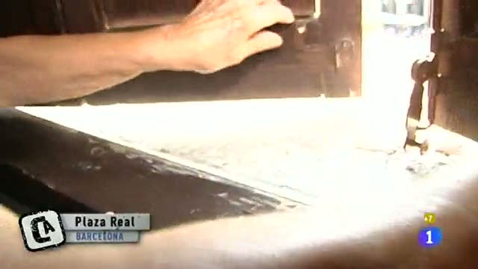 Comando Actualidad - Gran Plaza - Plaza Real (Barcelona) - Comando Actualidad | Ver