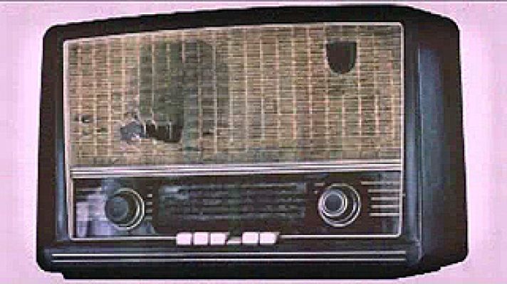 Universo UNED - RADIO 3.0, del aula al dial.