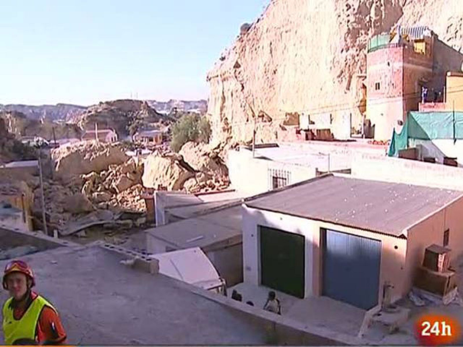 Continúa el rescate de los tres atrapados en Cuevas de Almanzora