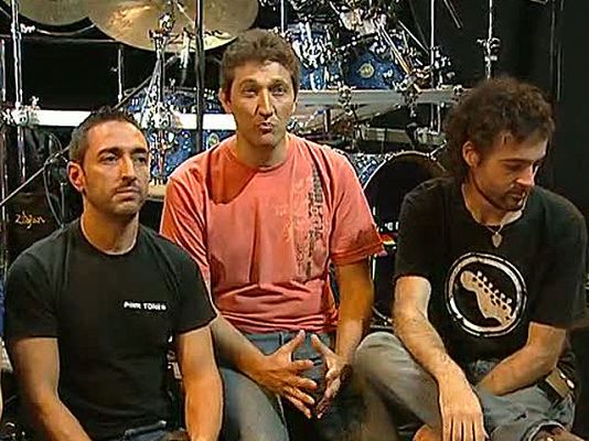 Telediario 1 - Los Pink Tones rinden tributo a Pink Floid