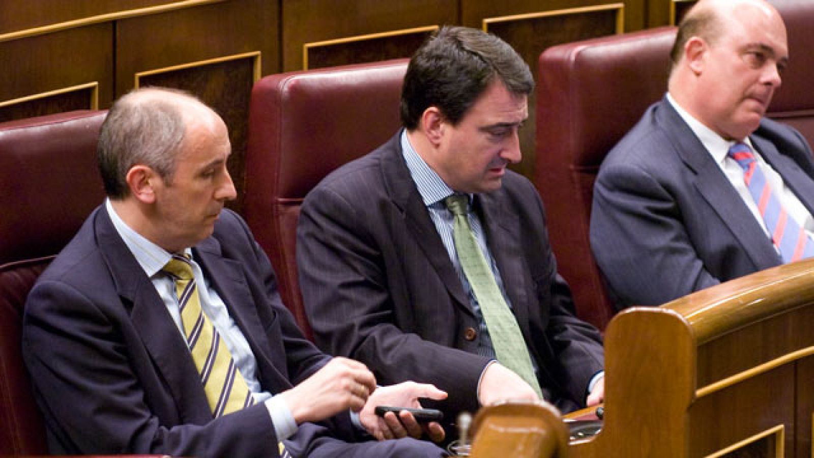 Josu Erkoreka se estrena como portavoz del PNV en 2004, en sustitución de Anasagasti | Ver