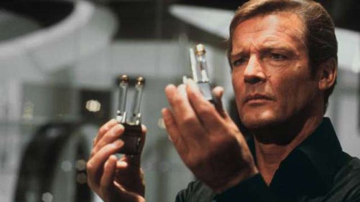 +Gente - Roger Moore cumple 84 años