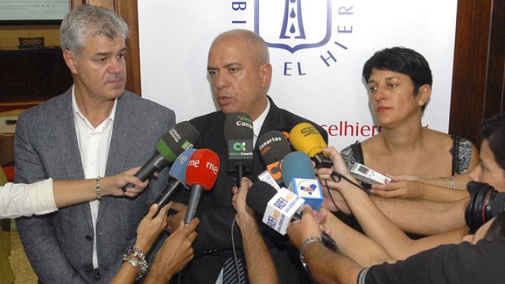 Telediario 1 - Sin poder regresar a casa