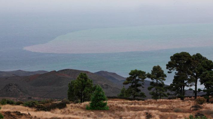 Telediario 1 - Erupción en El Hierro