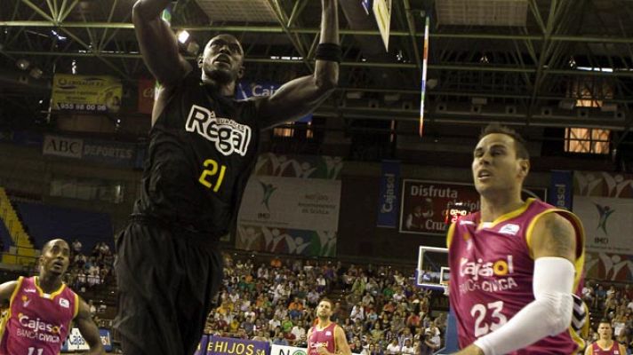 Baloncesto en RTVE - Cajasol 81-75 Barcelona Regal