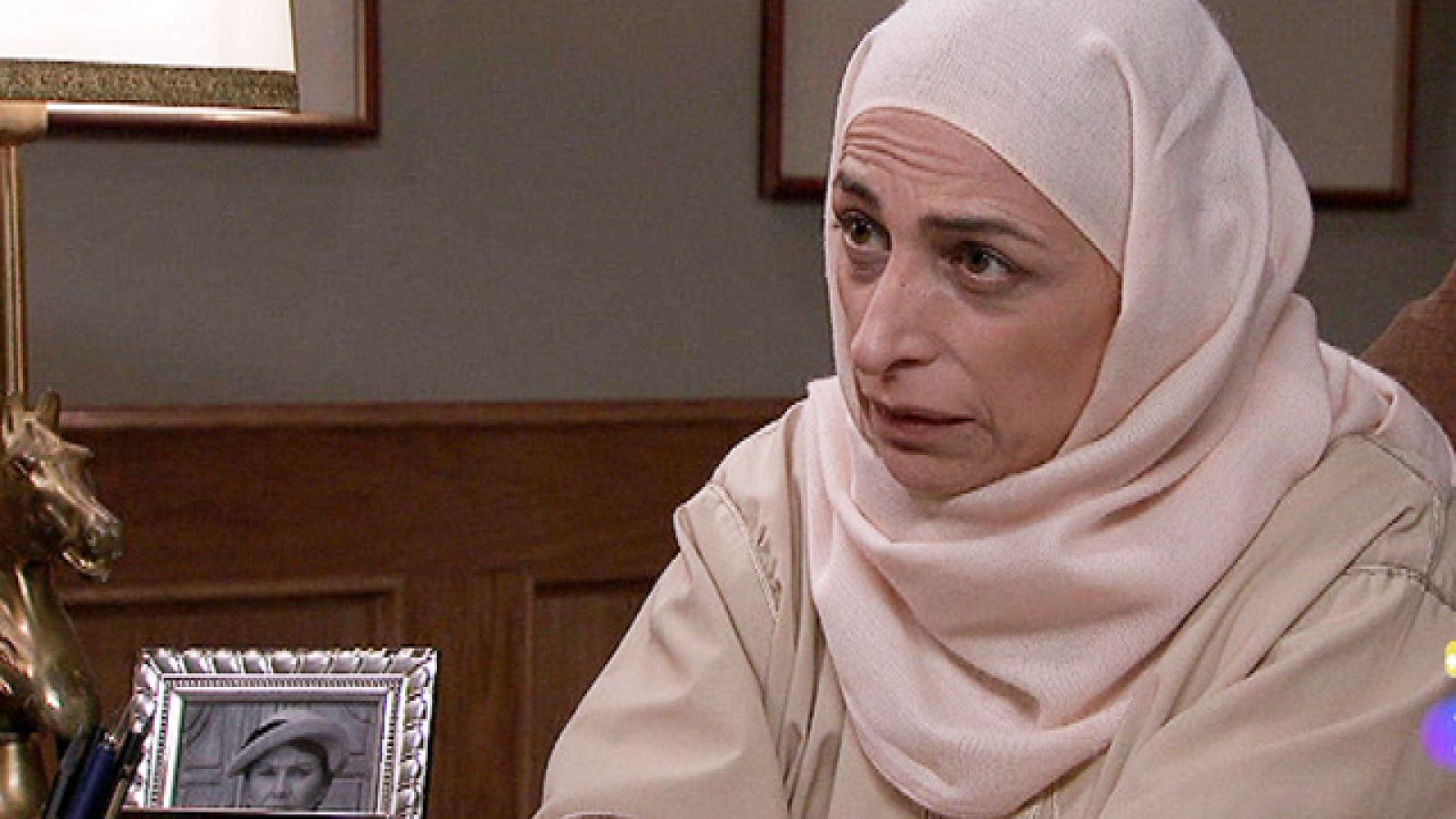 Amar - Amina, la más fiel amiga de Armenteros