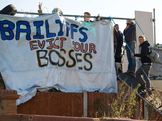 Telediario 1 - Desalojan el mayor campamento de caravanas de Europa