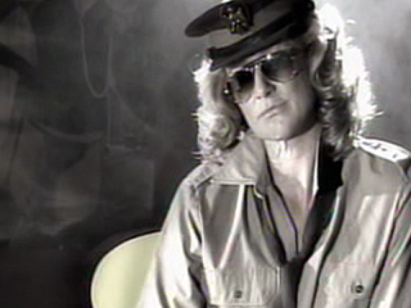 Antonio, parla en català | Ver