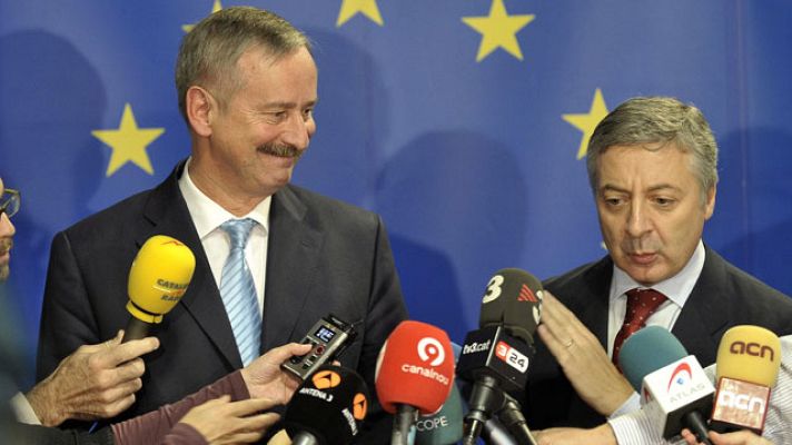 Telediario 1 - Telediario 2 en 4' - 19/10/11