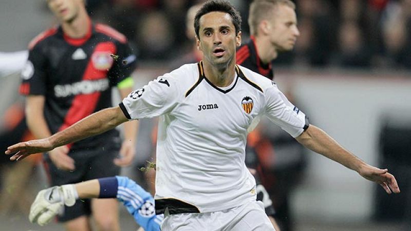 Jonas abre el marcador para el Valencia (0-1)