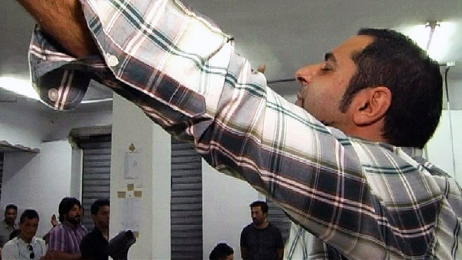 Comando Actualidad - ¿Marcados por el barrio? - Las mil viviendas