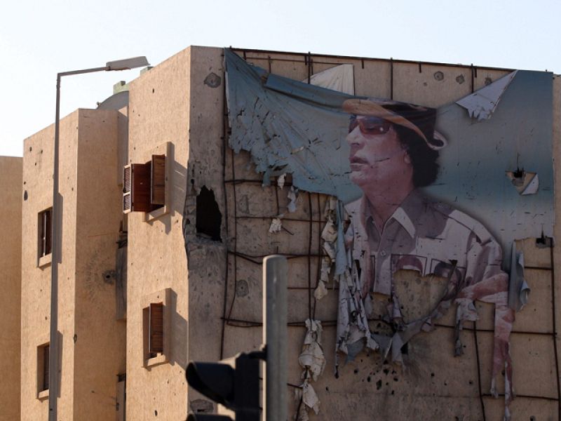 "Tenemos que verlo", dice un libio en TVE sobre la muerte de Gadaffi