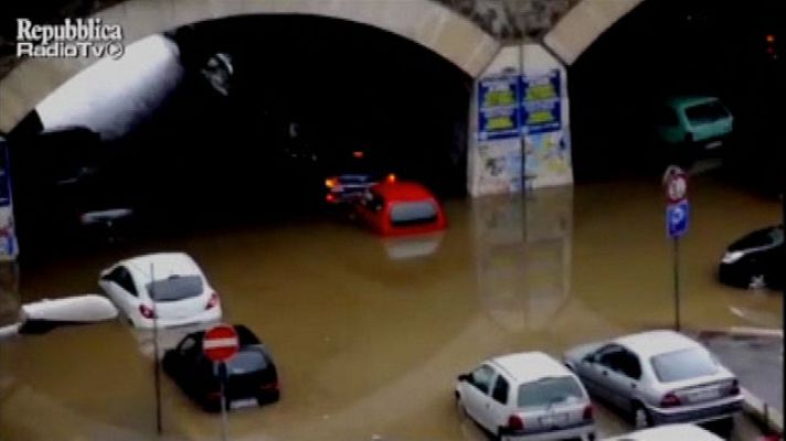 Telediario 1 - Una tormenta para Roma