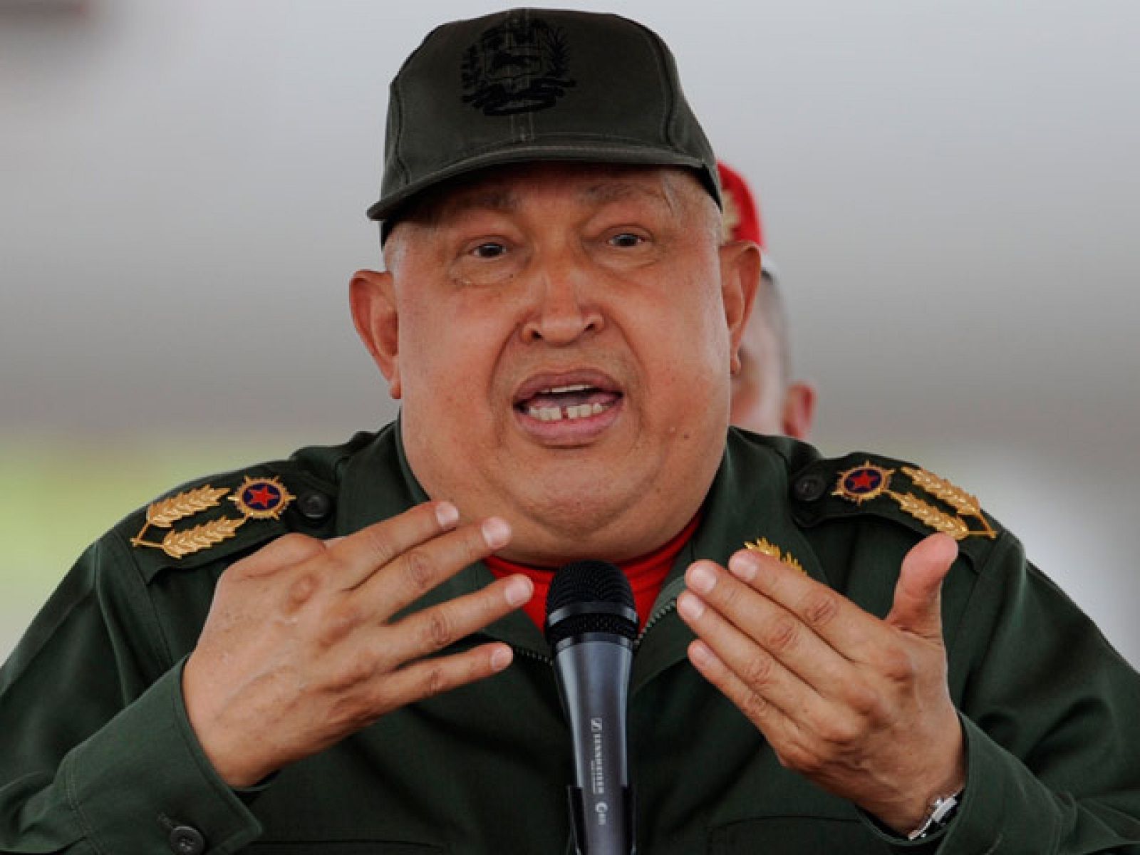 Hugo Chávez califica a Gadafi de "mártir"