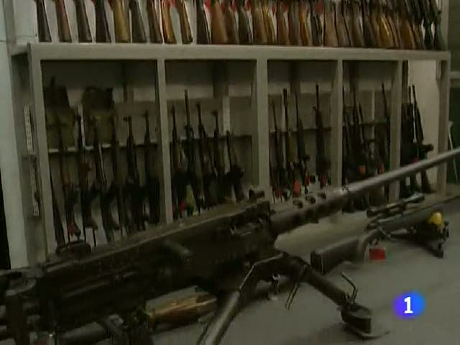 Hoy se cumplen diez años desde que el IRA anunciará el abandono de las armas