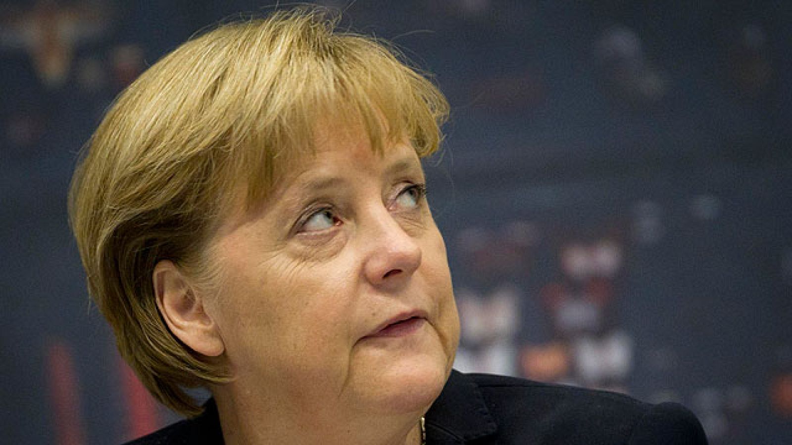 Telediario Matinal en cuatro minutos - 25/10/11 | Ver