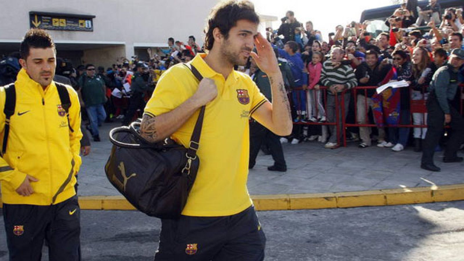 Cesc, se defiende: "No soy racista" | Ver